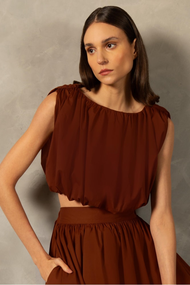 Blusa Cropped Franzida Inamorata Lisos Marrom