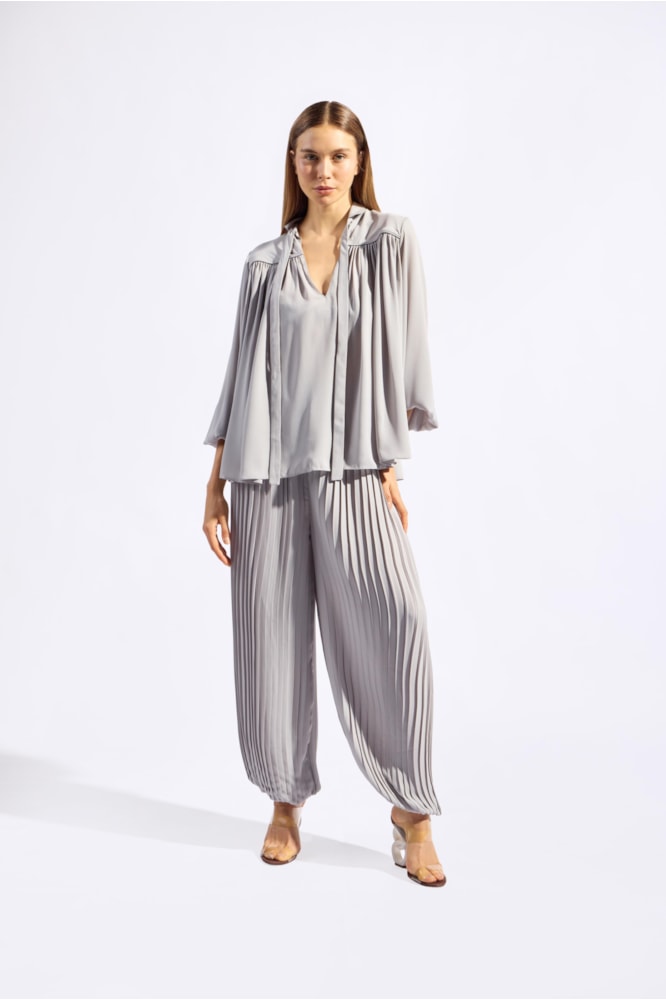 Blusa Manga Longa Com Gola Alta Noblesse