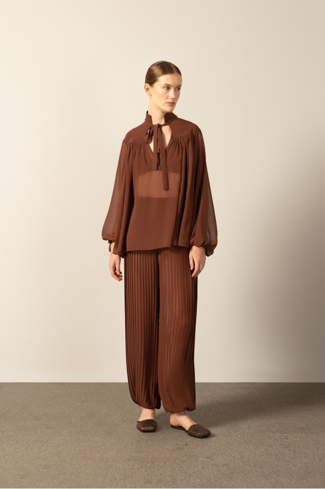 Calça Plissada Noblesse