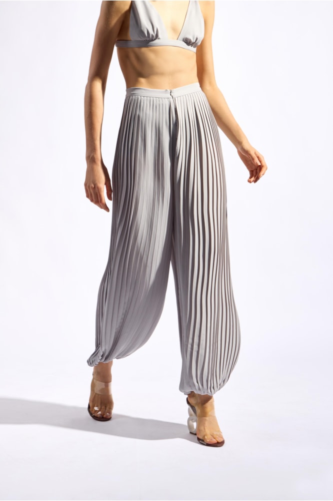 Calça Plissada Noblesse Cinza Claro