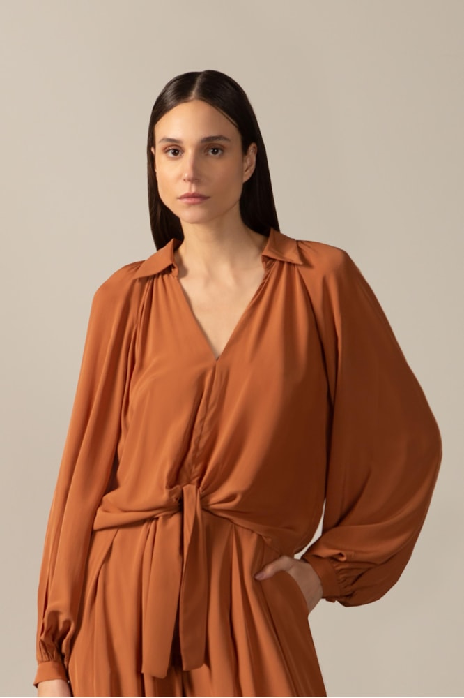 Camisa Manga Longa de Amarrar Marrom