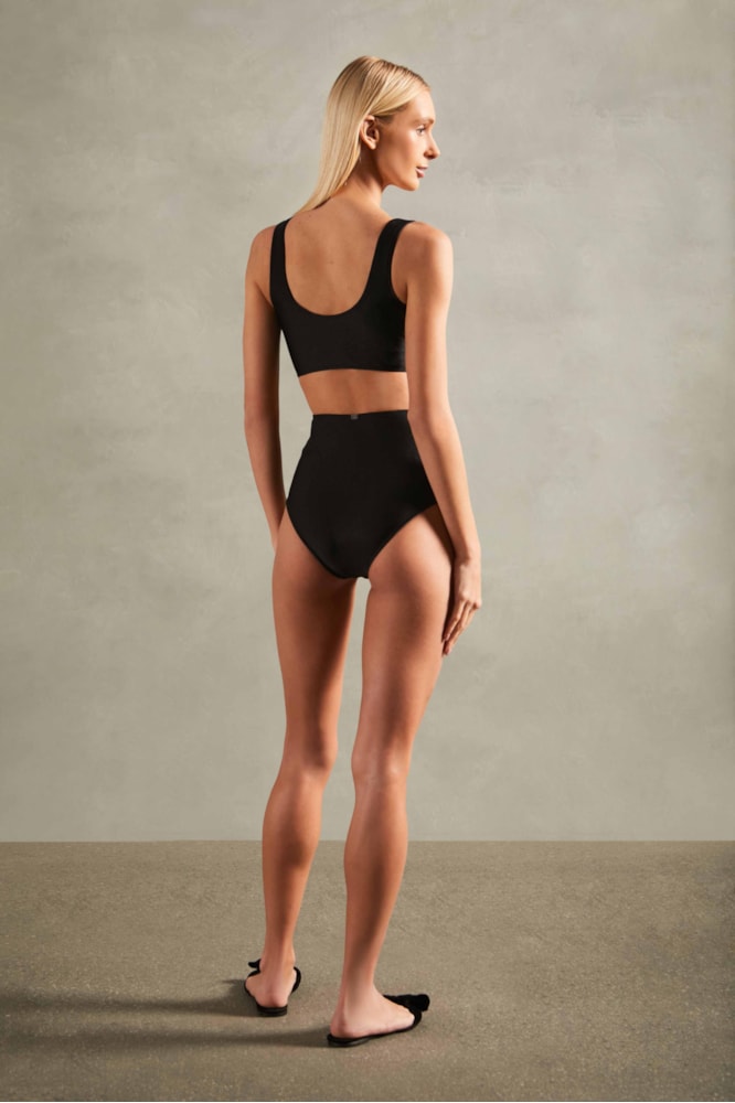 Maillot Decote v Vazado Timeless Preto