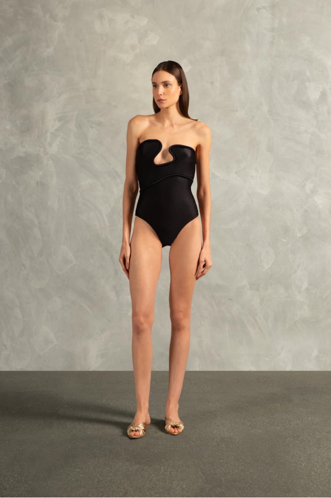 Maillot Tomara Que Caia Lycra Ondas 3d Inamorata Liso Preto