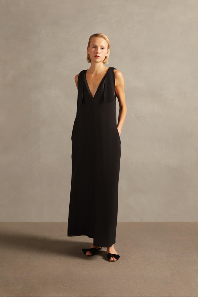 Vestido Longo Alças Com Laços Timeless Preto