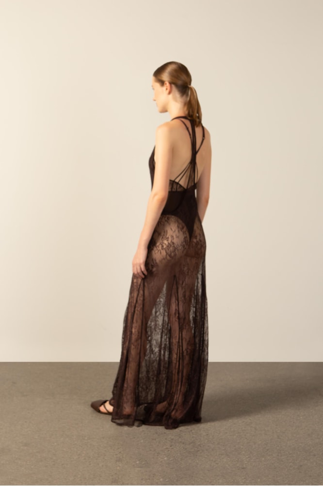 Vestido Longo Decote v Renda Marrom