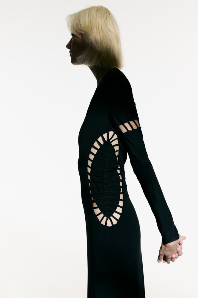Vestido Longo Detalhe Tiras Preto