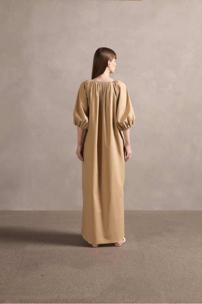 Vestido Longo Manga Bufante Mobile Bege