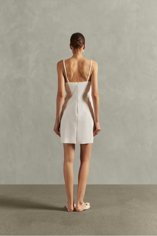 Vestido Midi Decote Estruturado Hera Liso Branco