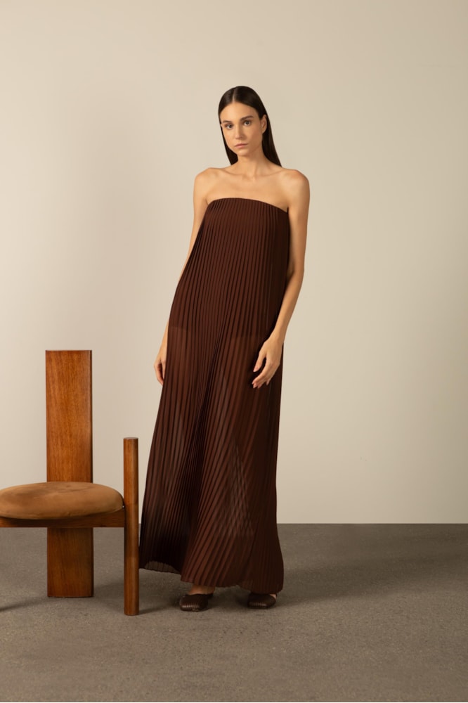 Vestido Plissado Longo Alças Cristais Cappuccino
