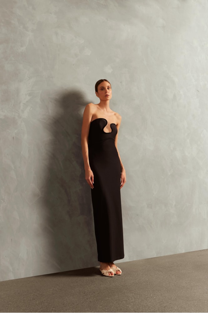 Vestido Tomara Que Caia Lycra Ondas 3d Inamorata Liso Preto